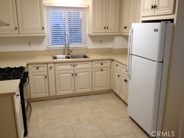 Residential Lease in Burbank 3