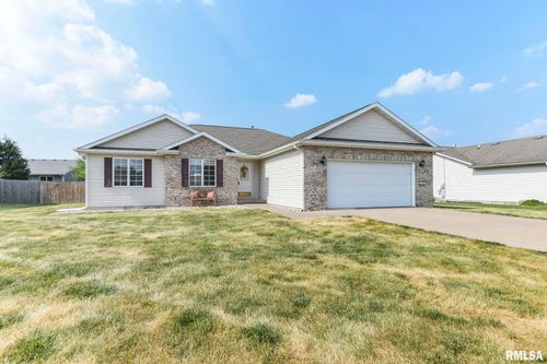 1419 Redwood Dr, Chatham, IL, 62629-8069 | Card Image