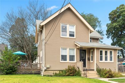 17 Highland Avenue, House other with 4 bedrooms, 2 bathrooms and 5 parking in Lincoln RI | Image 1