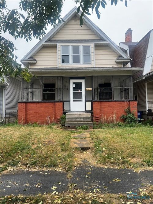 644 Nicholas St, Toledo, OH, 43609-2920 | Card Image