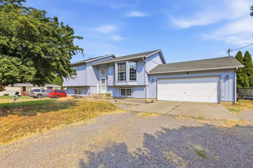 17703 E 6th Ave, Spokane Valley, WA, 99016-9758 | Card Image