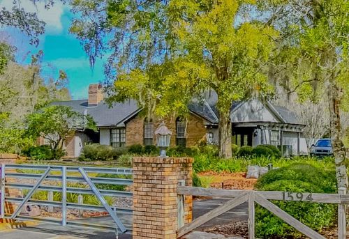 1594 Van Hercke Ln, Chuluota, FL, 32766-8814 | Card Image