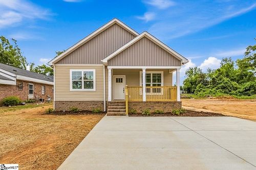 215 W Durst Avenue, Greenwood, SC, 29646 | Card Image