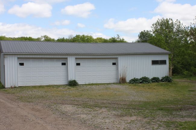 411 Block Rd, House other with 2 bedrooms, 2 bathrooms and null parking in Coldwater MI | Image 52