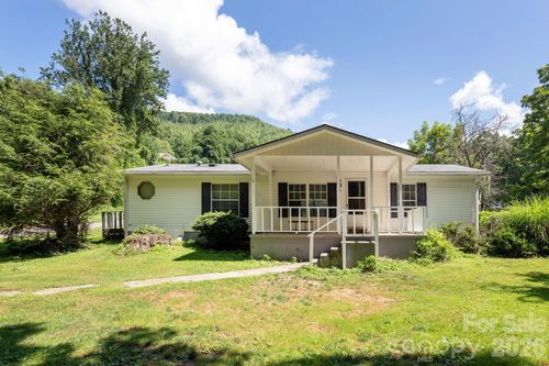 15 Grey Rock Valley, Black Mountain, NC, 28711 | Card Image