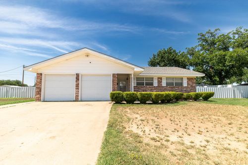 2303 43rd St, Snyder, TX, 79549 | Card Image