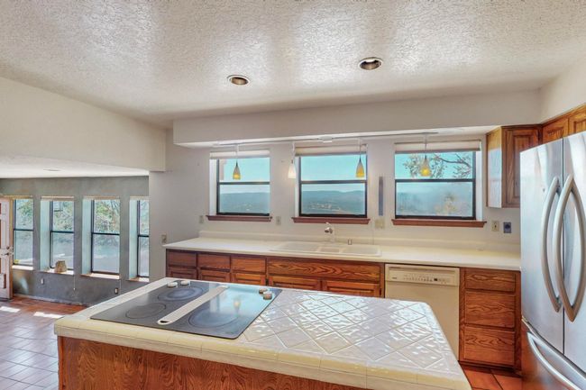 19 High Country Dr, House other with 3 bedrooms, 3 bathrooms and null parking in Cedar Crest NM | Image 51