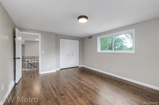 37-1607 Yorktown St 0014.jpg | Image 36