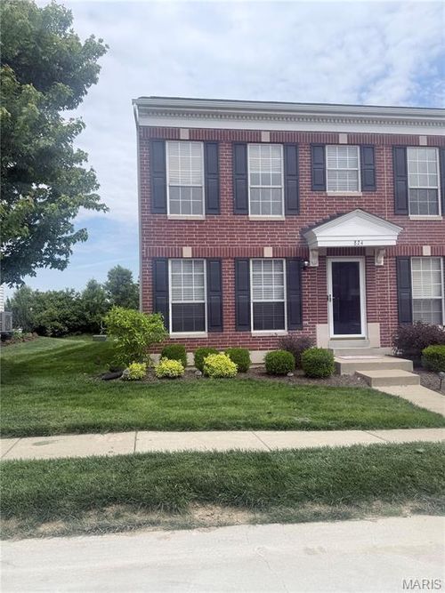 824 Brookmead Drive, O'Fallon, MO, 63366 | Card Image