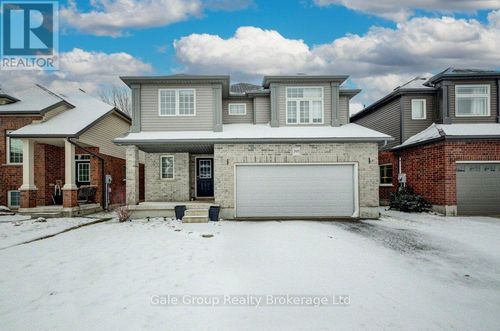 395 Champlain Ave, Woodstock, ON, N4V0B3 | Card Image