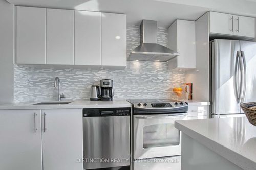 414-58 Orchard View Blvd, Toronto, ON, M4R0A2 | Card Image