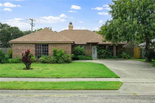 2217 Dorsey St, Corpus Christi, TX, 78414-2768 | Card Image