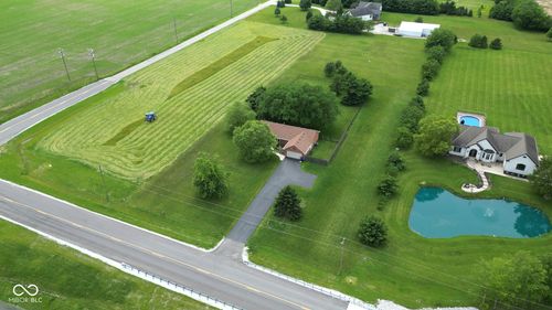 22620 Lamong Rd, Sheridan, IN, 46069-8739 | Card Image