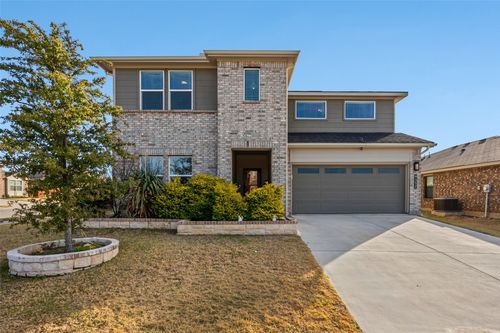 9352 Herringbone Dr, Fort Worth, TX, 76131-1842 | Card Image