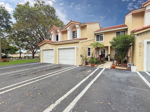 8103 South Gate Boulevard Boulevard, North Lauderdale, FL, 33068 | Card Image