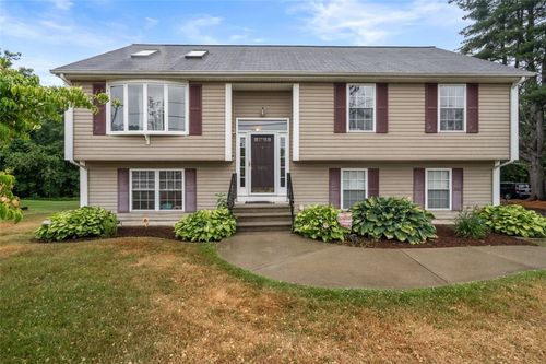 2372 Diamond Hill Rd, Cumberland, RI, 02864-4728 | Card Image