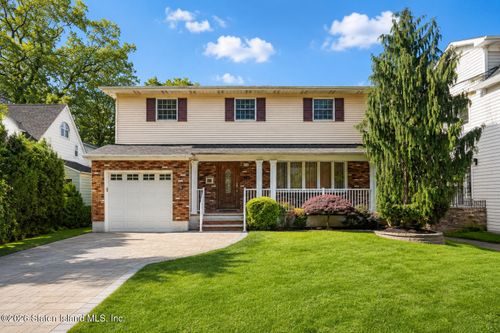 10 Leeds St, Staten Island, NY, 10306-4023 | Card Image