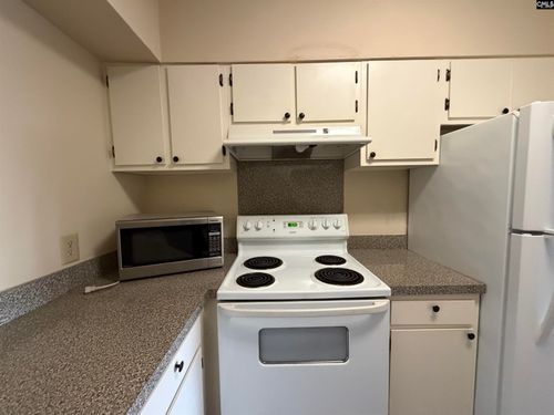 619 King St, Columbia, SC, 29205-2376 | Card Image