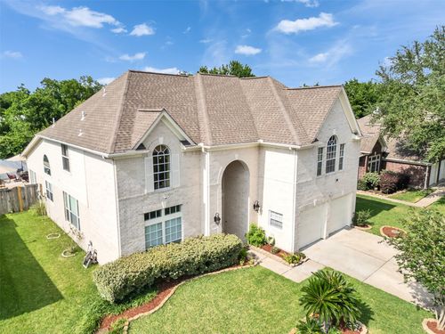 1922 Oakwood Court Drive, Baytown, TX, 77521 | Card Image