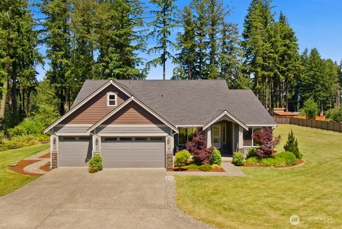 12139 Kirstin Ln Se, Tenino, WA, 98589-8103 | Card Image