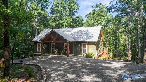 1091 County Road 143, Bremen, AL, 35033-3028 | Card Image