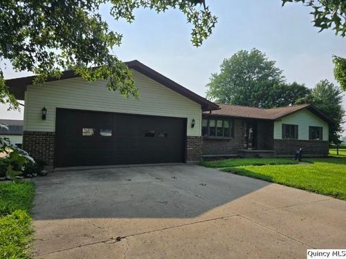 400 N 4th St, Carthage, IL, 62321 | Card Image