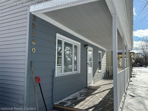 22760 Purdue Avenue, Farmington Hills, MI, 48336 | Card Image