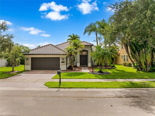 7098 Nw 111th Ter, Parkland, FL, 33076-3848 | Card Image