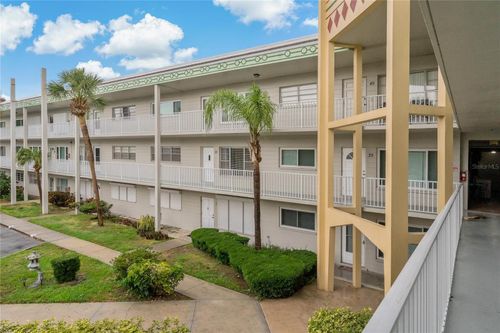 27-2071 Australia Way W, Clearwater, FL, 33763 | Card Image