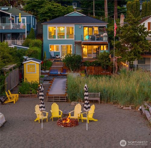 8917 Fauntleroy Way Sw, Seattle, WA, 98136-2443 | Card Image