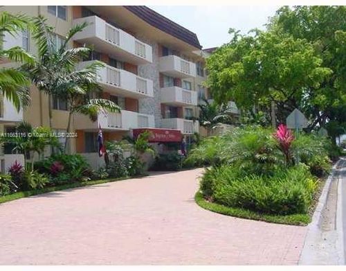 225-1800 Sans Souci Blvd, North Miami, FL, 33181 | Card Image