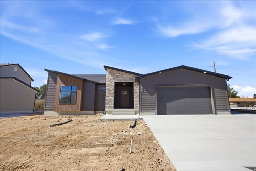 816 S 1300 E, Spanish Fork, UT, 84660-6292 | Card Image