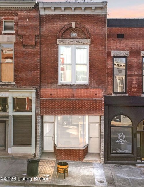 192 S Main St, Versailles, KY, 40383 | Card Image