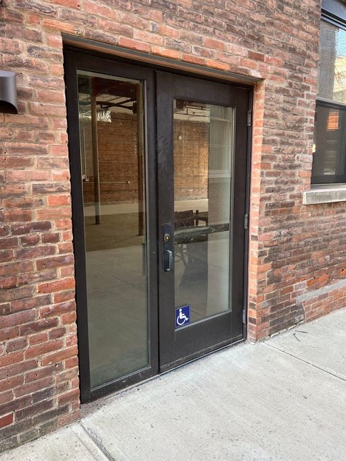 345 Main St, Bennington, VT, 05201-2112 | Card Image