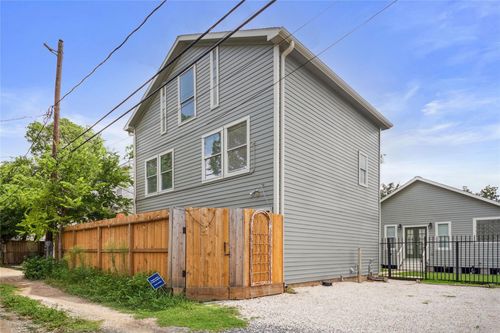 b-1105 Tulane St, Houston, TX, 77008-6846 | Card Image