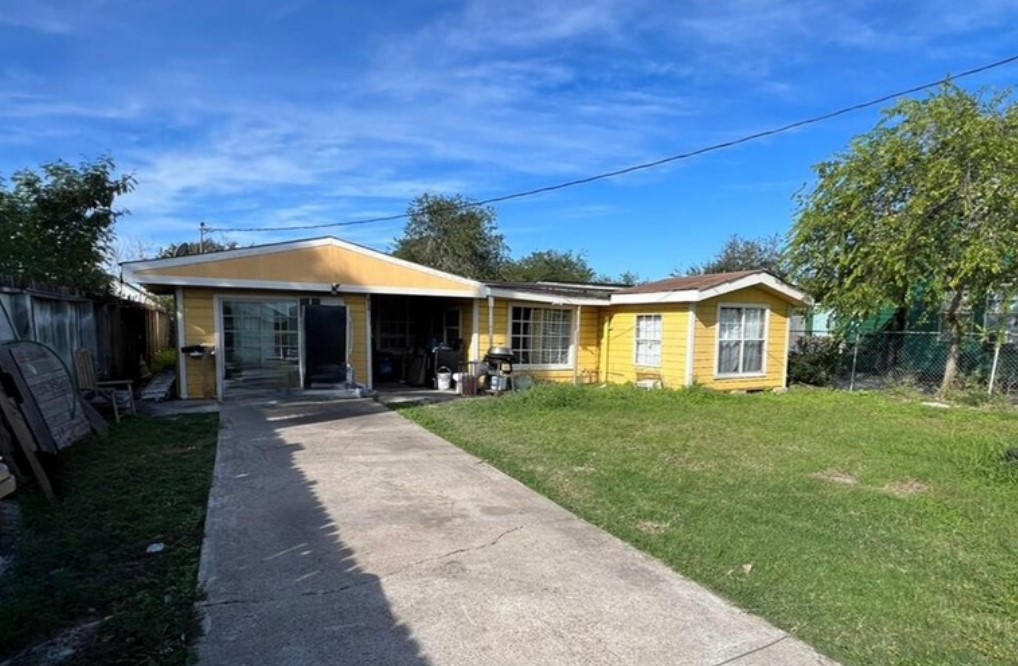17th St, Corpus Christi, TX 78405