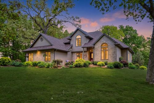 225 Ridge Line Road, Rochester, WI, 53105 | Card Image