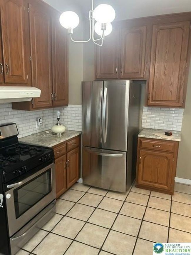 57 E Raspberry St, House other with 2 bedrooms, 2 bathrooms and null parking in BETHLEHEM PA | Image 12