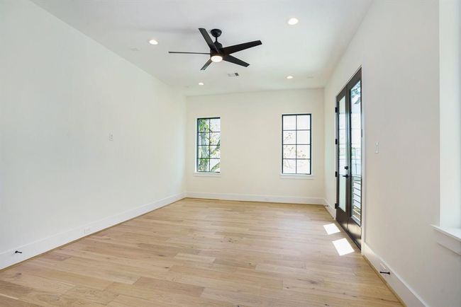 Gameroom view 2 | Image 26