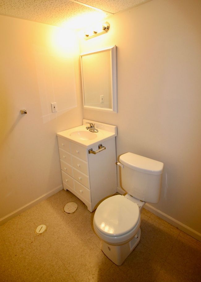 Bathroom lav in basement. | Image 26