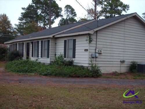1612 A Macon Rd, Perry, GA, 31069-2209 | Card Image