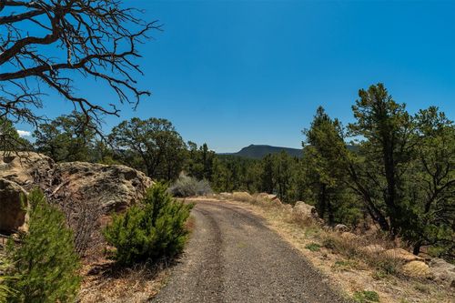 30 Monte La Cueva Rd, Glorieta, NM, 87535-7172 | Card Image