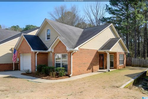 2261 Ascot Ln, Vestavia Hills, AL, 35216-6133 | Card Image