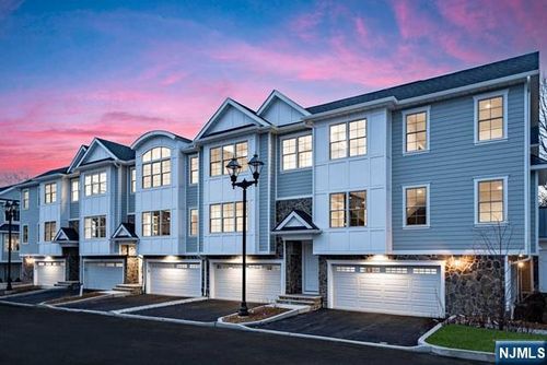 110 Mason Pl, Paramus, NJ, 07652 | Card Image