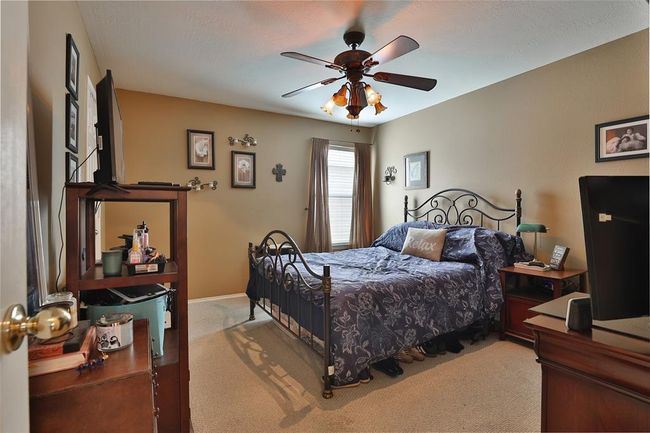21711 Cascade Hollow Ln, House other with 5 bedrooms, 3 bathrooms and 2 parking in Spring TX | Image 13