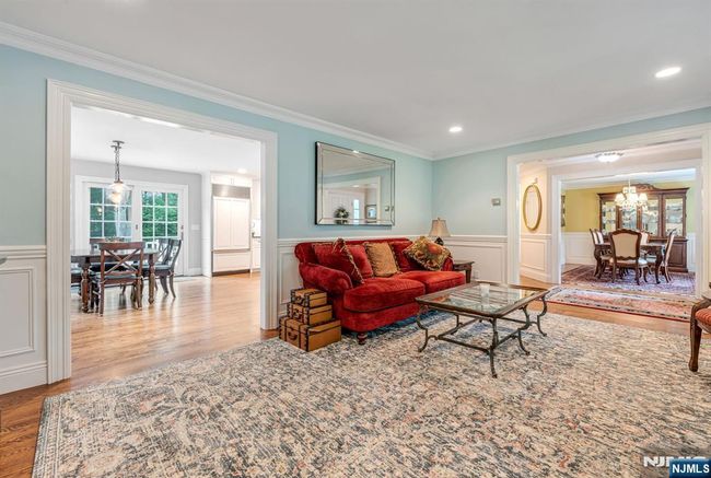 304 Briarwood Dr, House other with 3 bedrooms, 4 bathrooms and null parking in Wyckoff NJ | Image 12