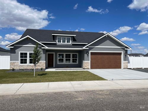 1122 Crestview Dr, Twin Falls, ID, 83301-6759 | Card Image