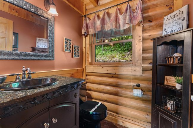 2414 Walnut Cove Way, House other with 4 bedrooms, 6 bathrooms and null parking in Sevierville TN | Image 13