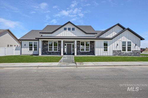 3119 Crescent Moon Rd, Twin Falls, ID, 83301-8447 | Card Image