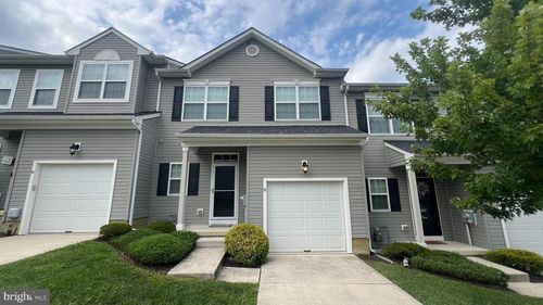 8 Shire Ct, Somerdale, NJ, 08083-1255 | Card Image